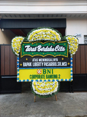 Papan Bunga Duka di Pulau Sebuku